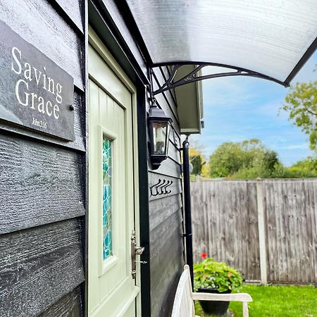 Вилла Saving Grace With Private Hot Tub Bawdeswell Экстерьер фото