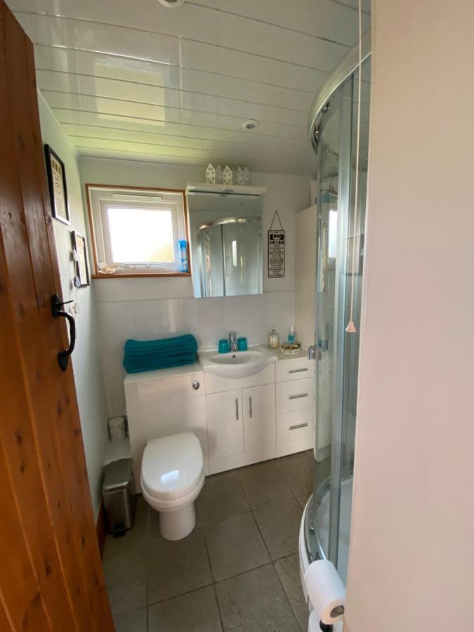 Вилла Saving Grace With Private Hot Tub Bawdeswell Экстерьер фото
